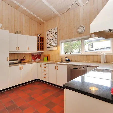 Feriehus Dode - 225m From The Sea By Interhome *